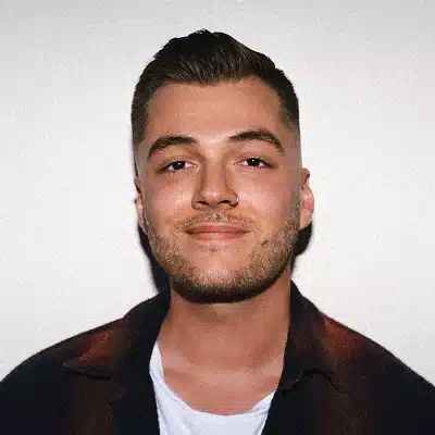 Profile picture of a customer who gave review